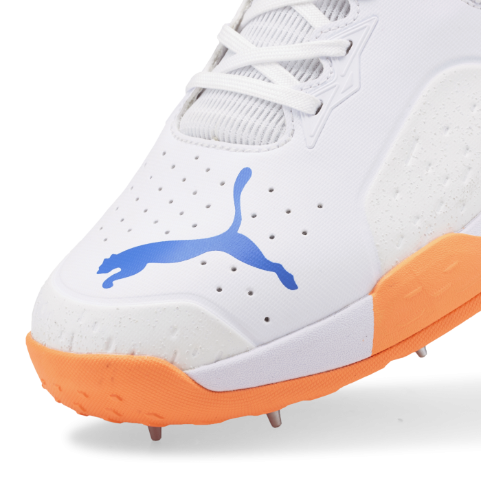 PUMA CRICKET SHOES 22.1 WHITE/ORANGE