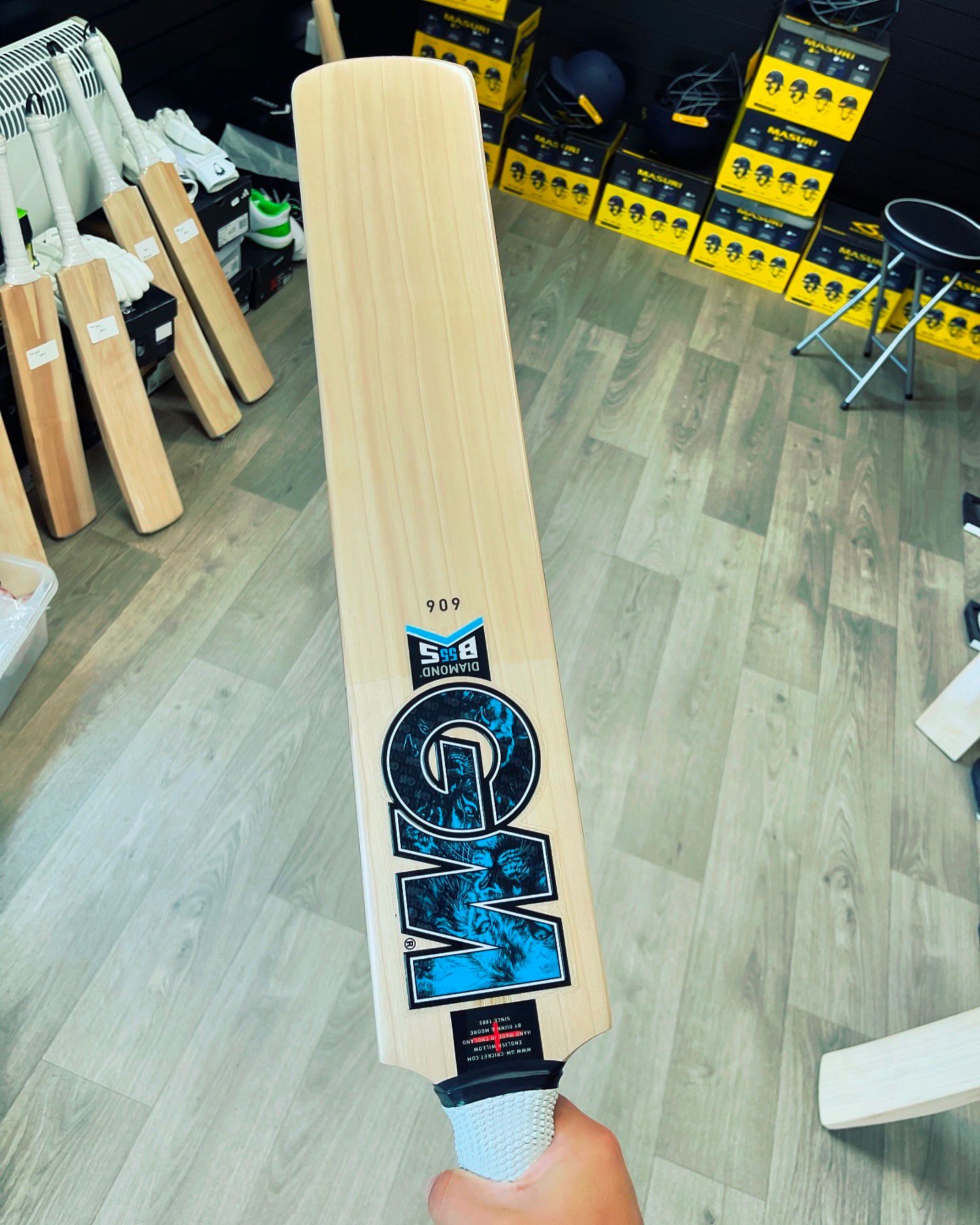 GM & NEW BALANCE CLEARANCE SHOP BATS