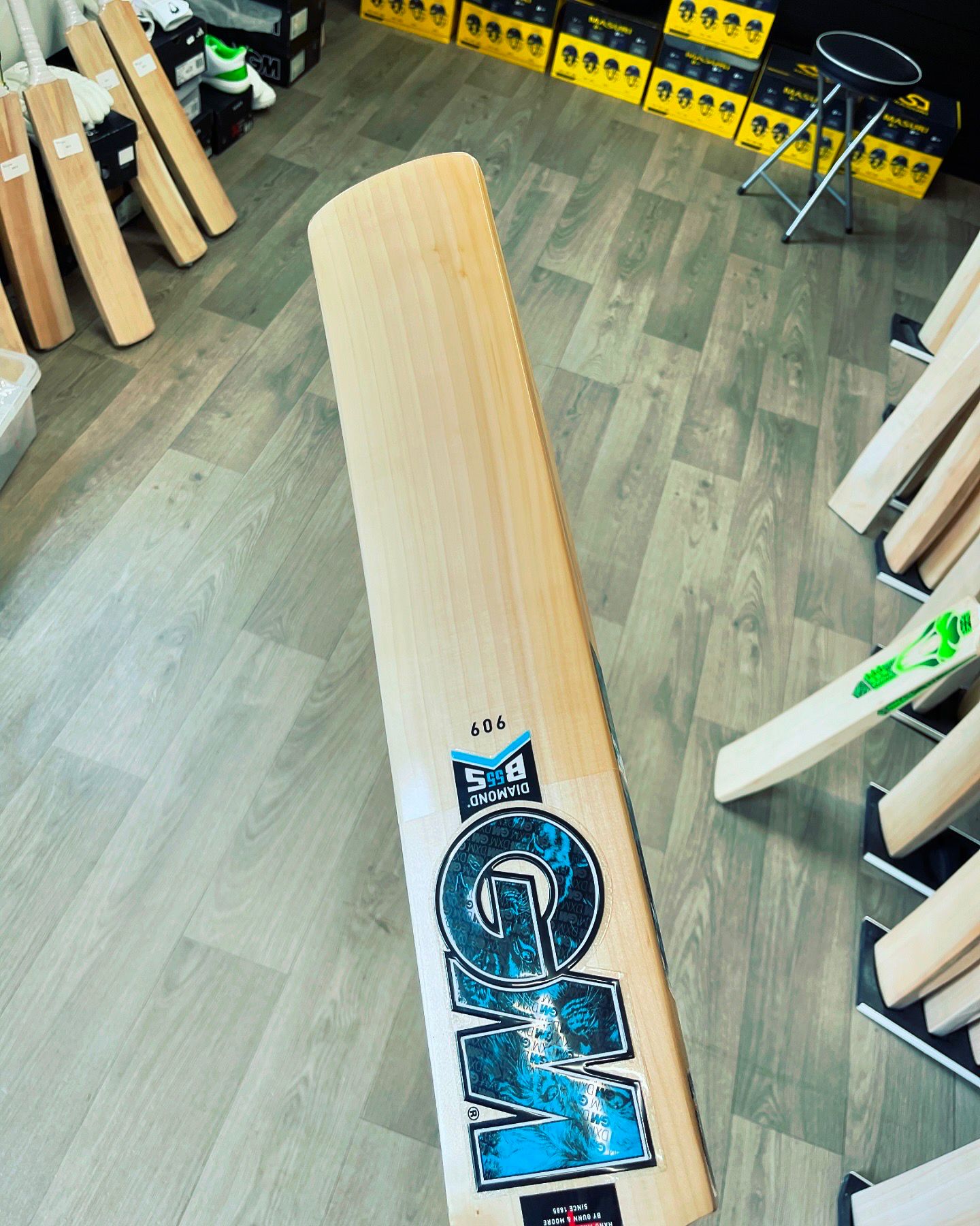 GM & NEW BALANCE CLEARANCE SHOP BATS