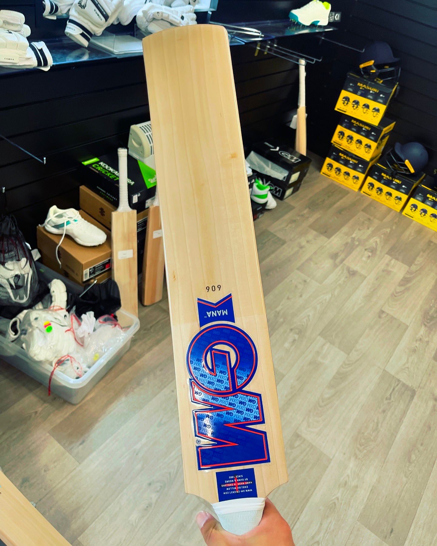 GM & NEW BALANCE CLEARANCE SHOP BATS
