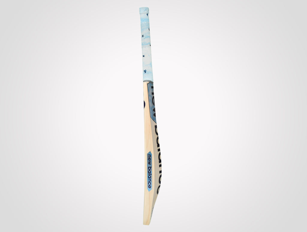 NEW BALANCE DC 740 Cricket Bat
