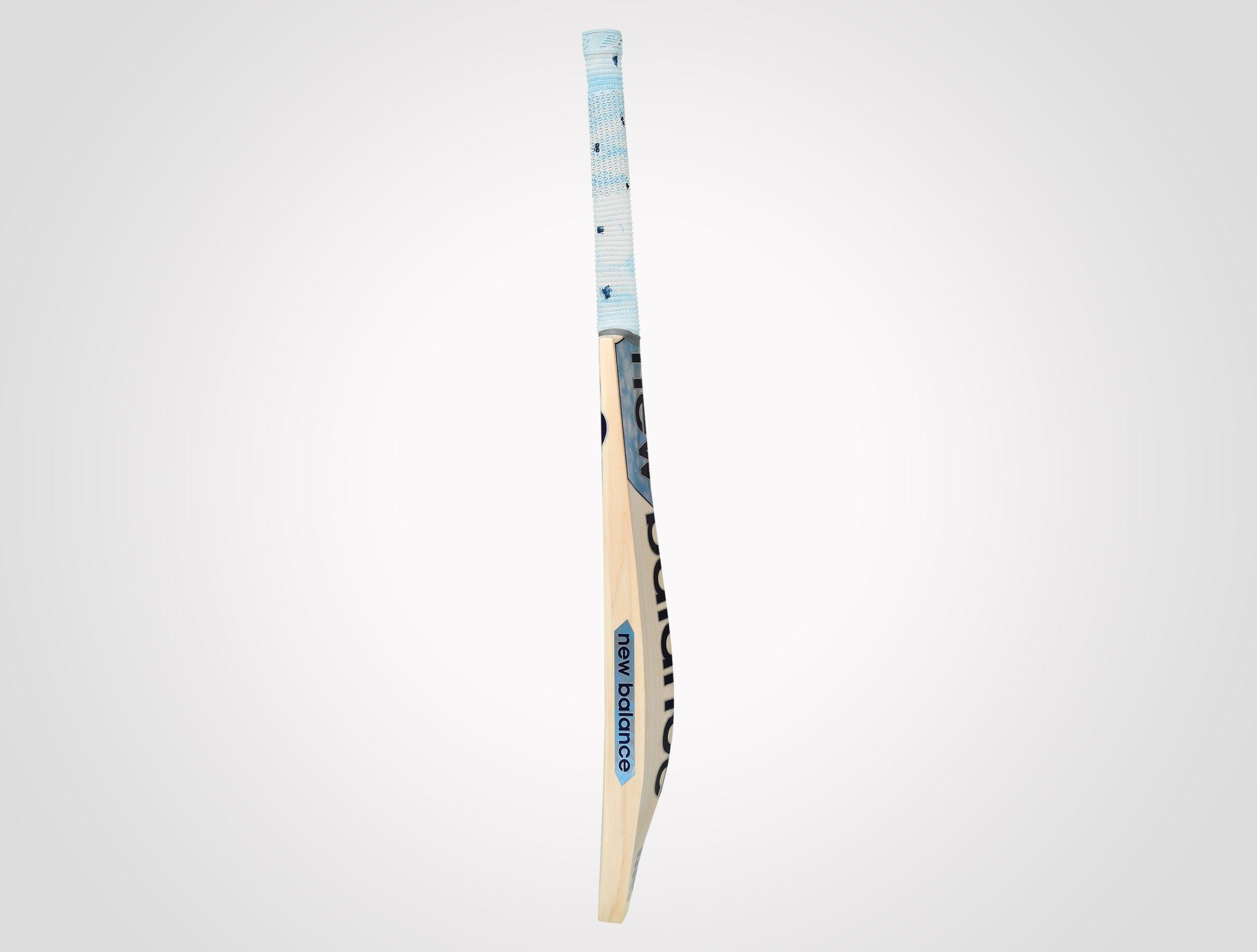 NEW BALANCE DC 840 Cricket Bat
