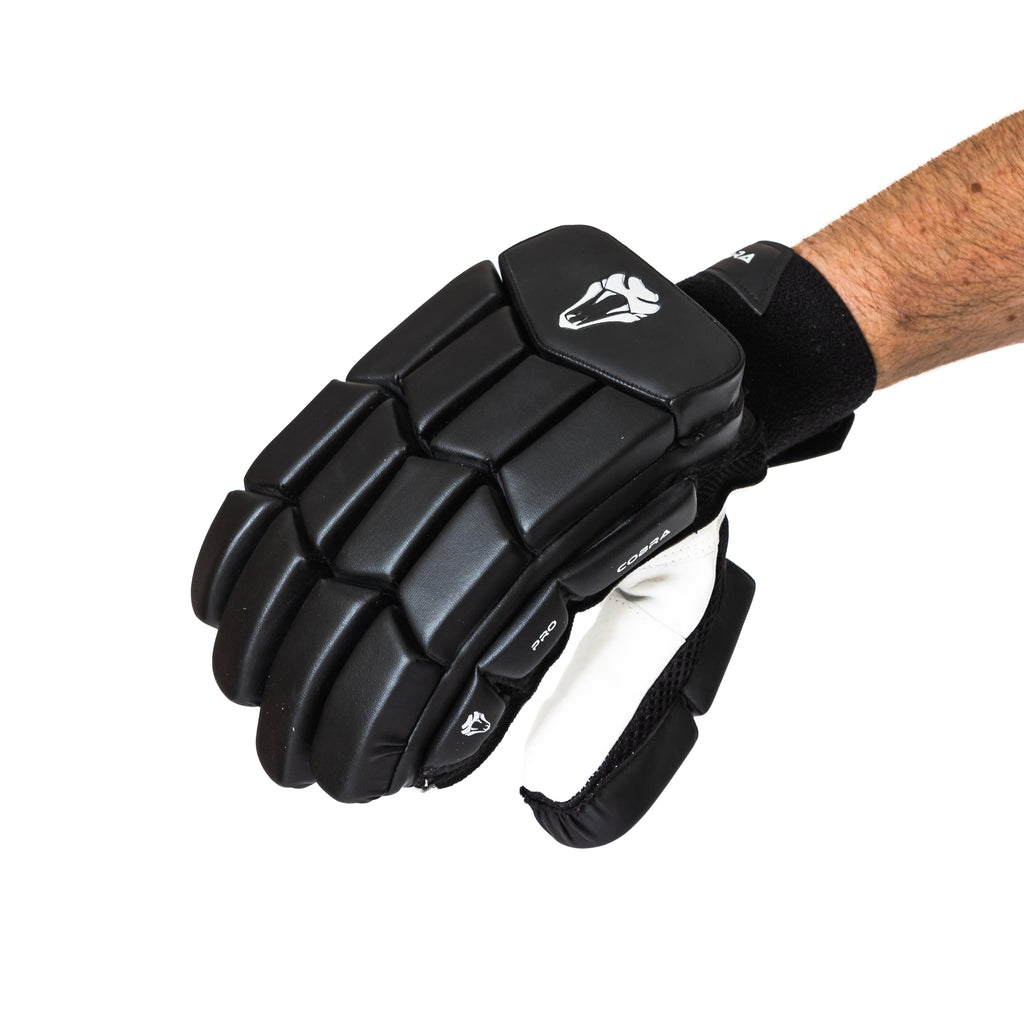 2025 PRO EDITION BLACK PADS & BLACK GLOVES BUNDLE - Cobra Cricket 