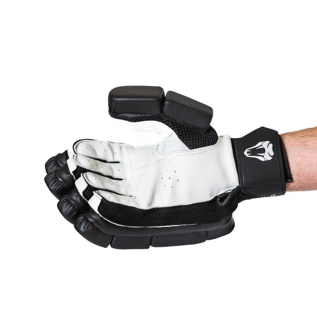 2025 CUSTOM BAT, PRO PADS BLACK  & PRO GLOVES BLACK
