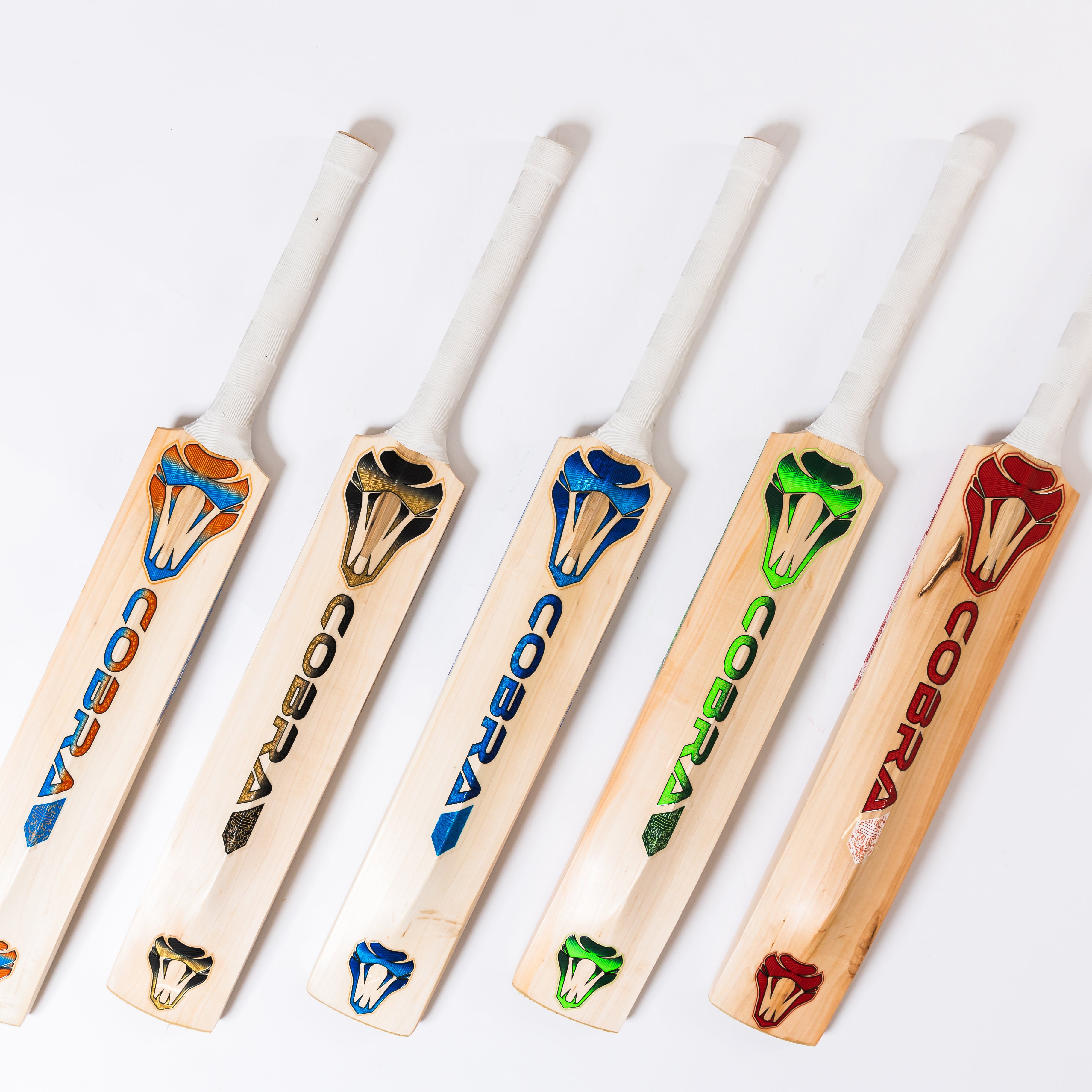 2025 JUNIOR PLAYERS EDITION BAT (G3), PRO PADS & PRO GLOVES.