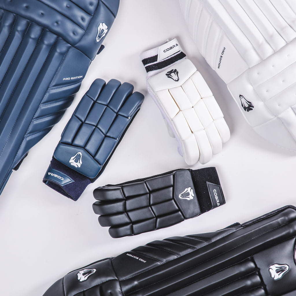 PRO EDITION NAVY PADS & NAVY GLOVES BUNDLE - Cobra Cricket 