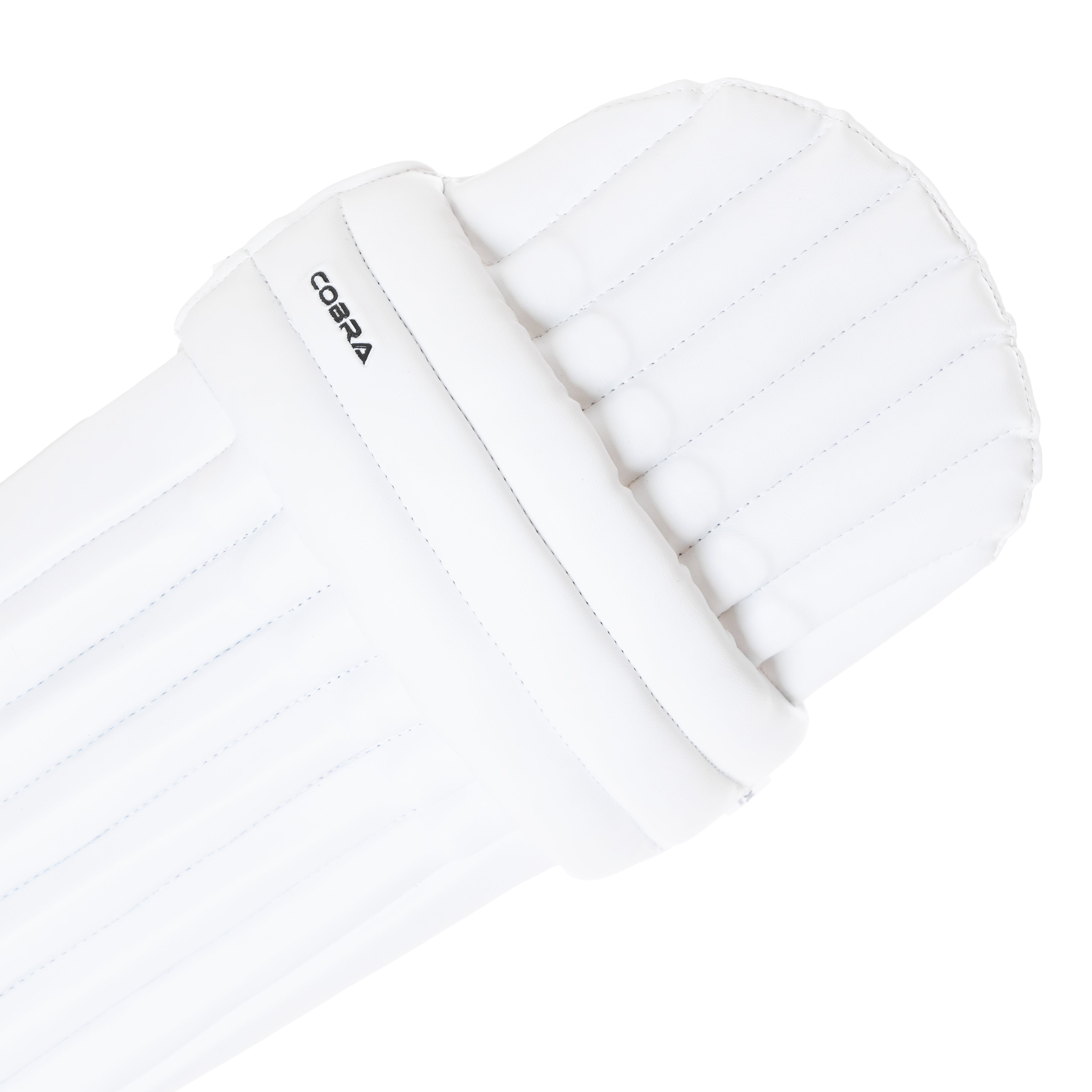 FULL CLUB EDITION JUNIOR BUNDLE , CLUB PADS & CLUB GLOVES & CLUB JUNIOR DUFFLE BAG