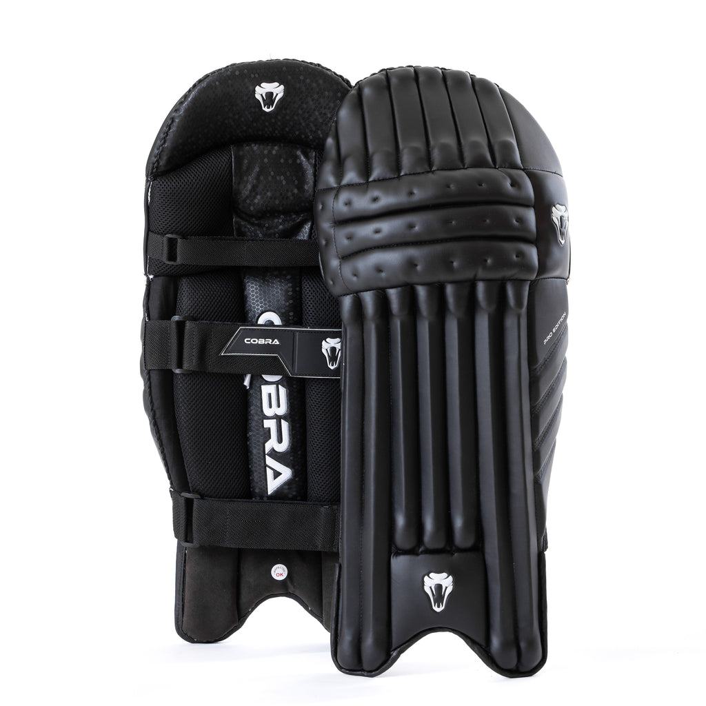 PRO EDITION BLACK PADS & BLACK GLOVES BUNDLE - Cobra Cricket 