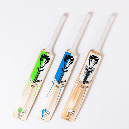 CUSTOM SPECIAL EDITION BAT (G1), SE PADS , SE GLOVES, LE DUFFLE BAG