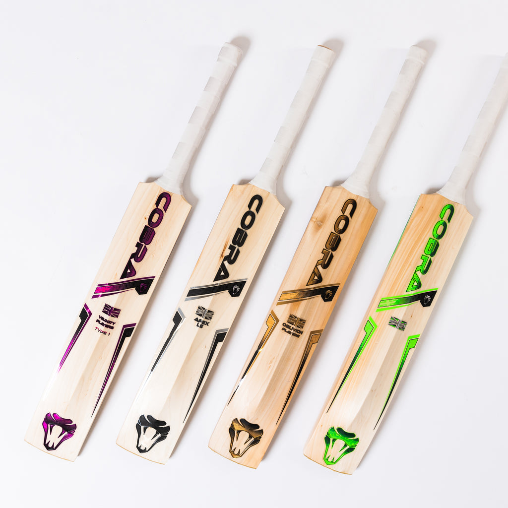 2025 JUNIOR PLAYERS EDITION BAT (G3), CLUB PADS AND CLUB GLOVES