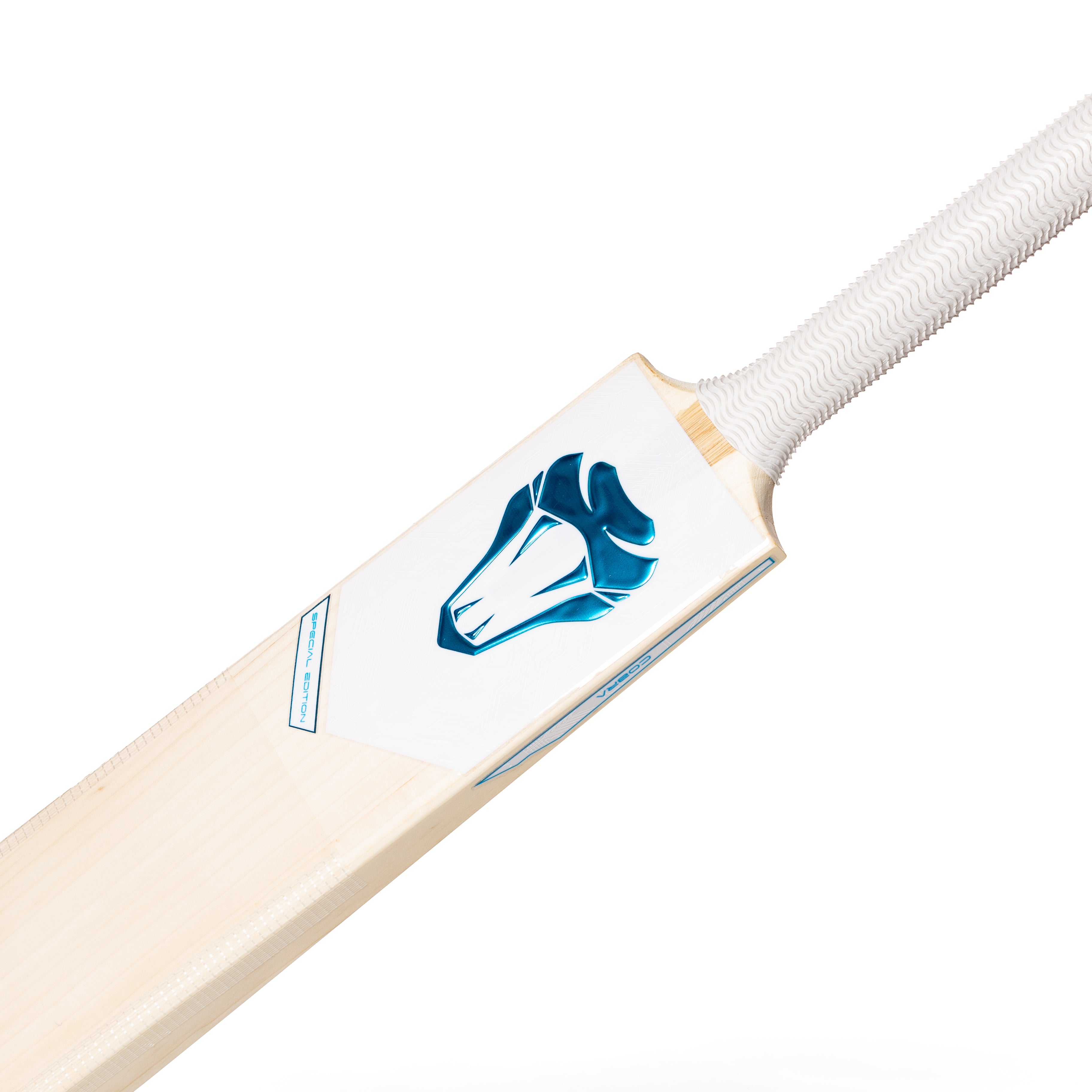 2023 COBRA VOLTAGE 2.0 MODERN EDITION CRICKET BAT-CUSTOM MADE - Cobra Cricket 