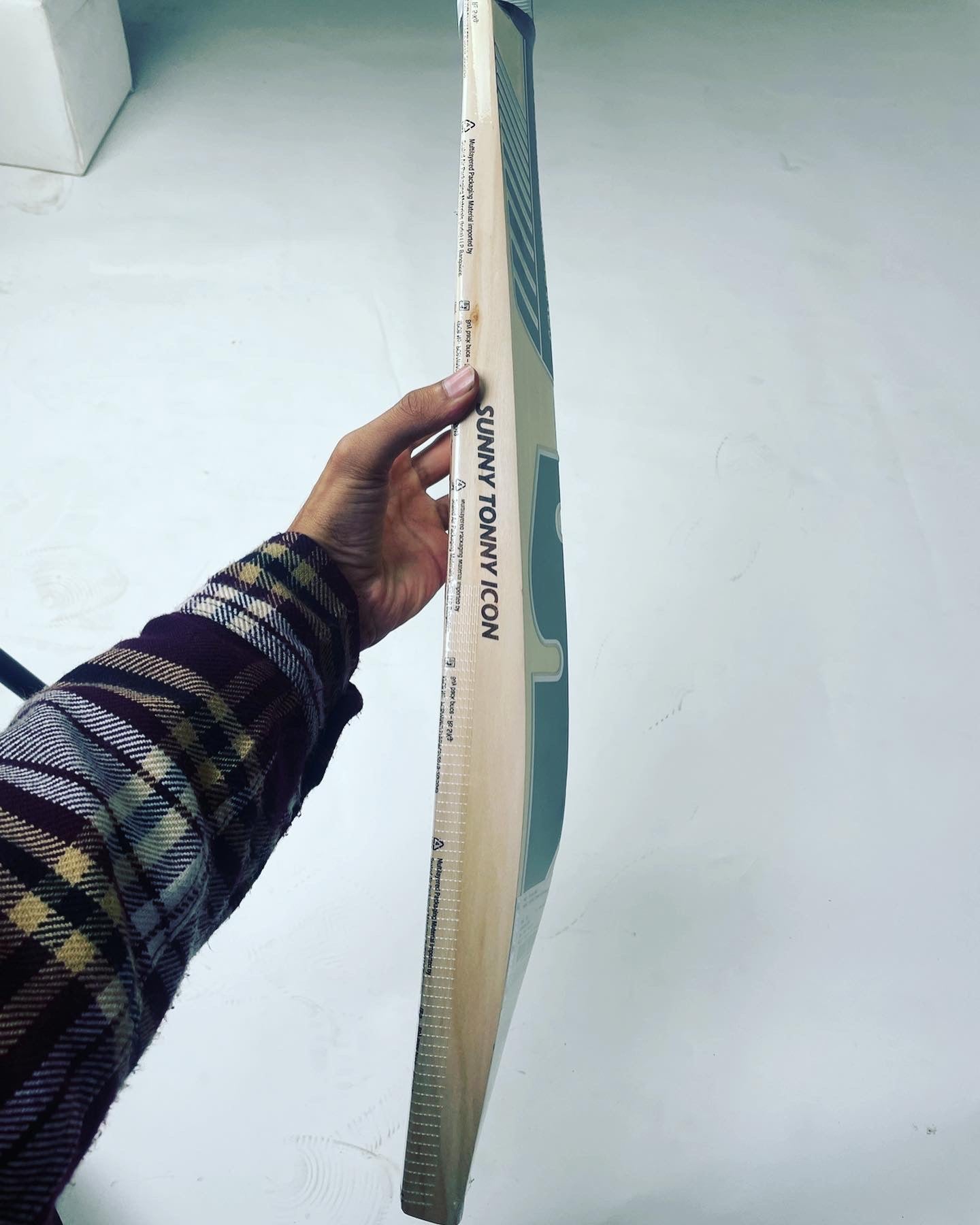 SG Sunny Gold Classic Original LE English Willow Cricket Bat with SG|S